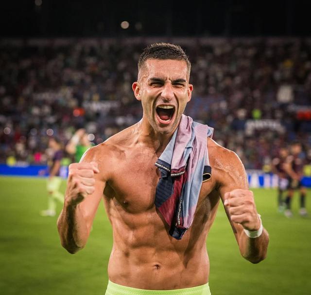 二审, 他抓住了莱