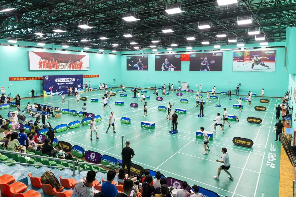 inews, 线机是, 羽毛球爱好