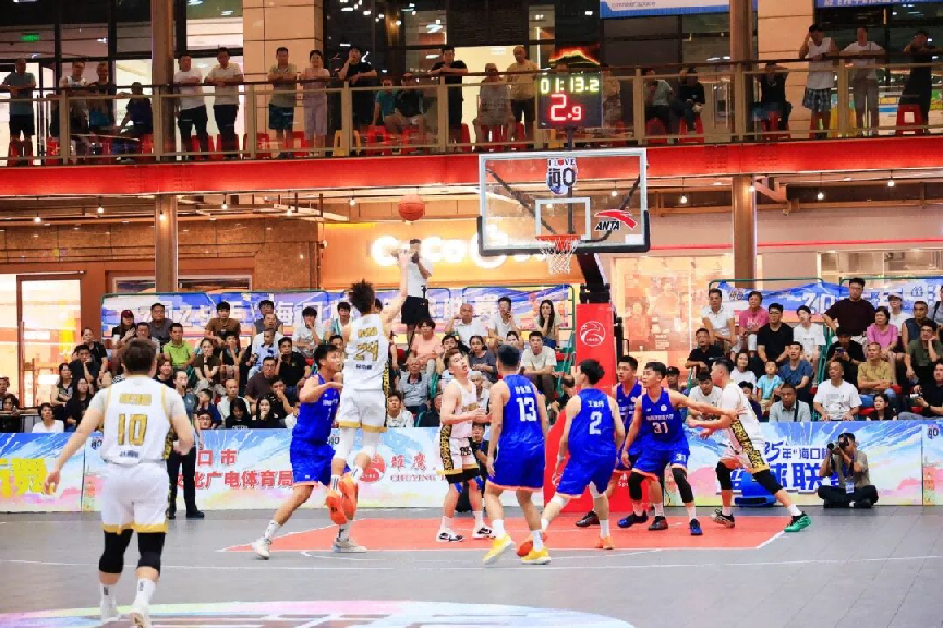 总决赛期间, 画上句号, 牌赛事